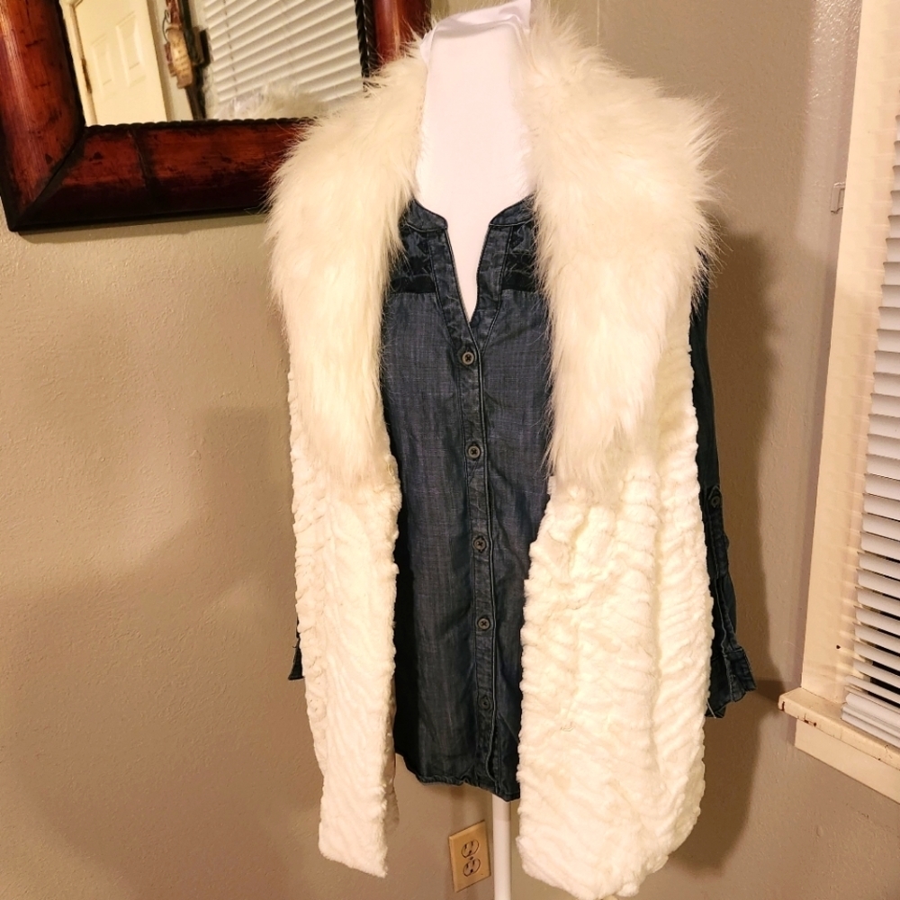 Adrienne Landau sz L‎ faux mink and curly lamb silk lined pocketed vest